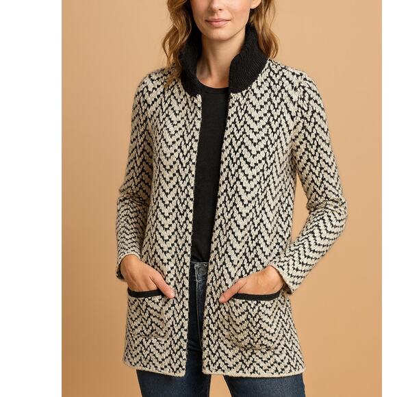 FOXCROFT Chunky Knit Jacket Cardigan Women's Size Large Button Up Quiet Luxury - Picture 1 of 13